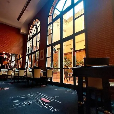 Szálloda Plaza Hotel Capitole Toulouse - Anciennement Crowne Plaza 4*